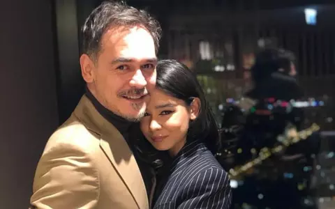 Ianca, fiica lui Răzvan Simion, a absolvit liceul. Prezentatorul TV a lipsit de la festivitate