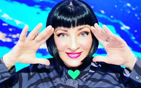 Cum se înțelege Neti Sandu cu sora ei, Mari: „Mai mult de o săptămână nu am stat să nu ne vorbim”. Ce relație are vedeta cu nepoatele și strănepoatele ei / EXCLUSIV