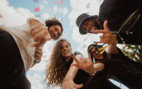 PitchMyParents.com: soluția inedită pentru adolescenții ce vor să ajungă la Electric Castle