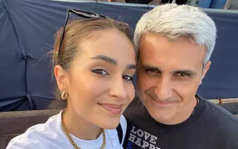 Cum arată fiica lui Robert Turcescu, la 21 de ani. Au fost împreună la concertul The 1975: "Fata cu tata"