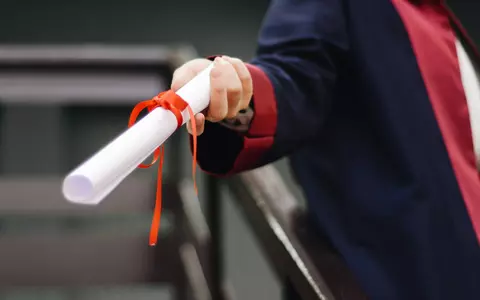 Cadouri de absolvire: idei care să îţi ofere inspiraţie