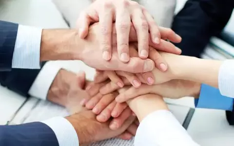 Chain IQ Group lansează un program global de implicare a angajaților