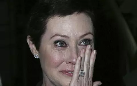 Cancerul la sân în fază terminală, de care suferă Shannen Doherty, a ajuns la creier: "Frica mea este evidentă"
