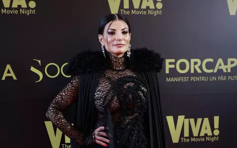 Ce rochie va purta Ioana Ginghină la cununia civilă, din toamnă: „Am văzut-o pe Adela Popescu la nunta lui Smiley și mi-a plăcut. Ar merge și la mine, dar pe alb”