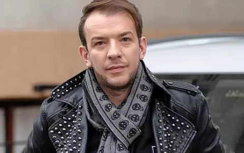 Cine a fost Stephan Pelger. Designerul a fost abandonat și înfiat, suferea de depresie de la 10 ani și a recunoscut că este gay