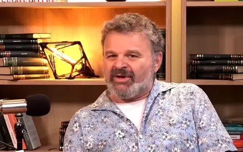 Tudor Petruț, alias Șerban din Liceenii, a părăsit România pentru fosta soție, dar apoi au divorțat: "Am avut șansa să devin tată și..."