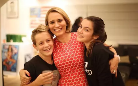 Aris, fiul Andreei Esca, a împlinit 20 de ani! Cum l-au sărbătorit mama și sora lui, Alexia Eram: "Ce băiat mișto"