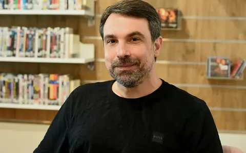 Alexandru Papadopol revine la TV după 10 ani de pauză. Joacă în serialul ”Brigada Nimic” de la Pro TV