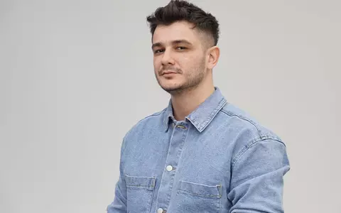 În ce relații a rămas Vlad Drăgulin cu Mihai Bendeac și Anca Dinicu, la 5 ani de la încheierea show-ului În puii mei: „Ne vedem când apucăm”