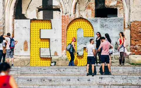 Recomandările artiștilor români la EC9