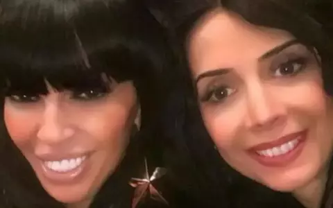 Cum se înțeleg Raluca Bădulescu și sora ei mai mică, Ioana: „Ca orice om, am probleme, întrebări. Ea mă ajută enorm”. Ce job-uri a avut vedeta Kanal D în tinerețe / EXCLUSIV