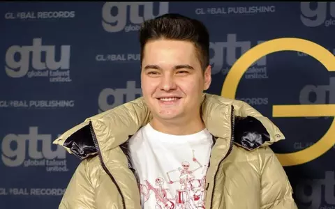 Selly și-a cumpărat primul apartament, în Mamaia, dar continuă să stea în chirie: "Are 102 metri pătrați, nu m-am decis care să..."