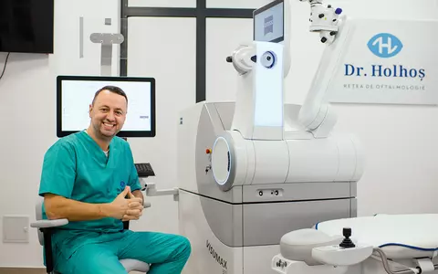 Chirurgul oftalmolog Teodor Holhoș: zeci de mii de operații pentru o vedere perfectă