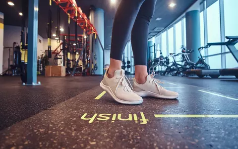 La sală sau în aer liber? Cum alegi adidașii fitness de damă pentru fiecare antrenament