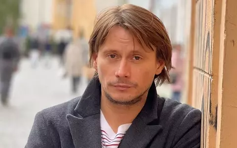 Cine este Marius Manole, actorul din serialul Groapa, de la PRO TV. De ce a înapoiat medalia de onoare, primită de la Klaus Iohannis