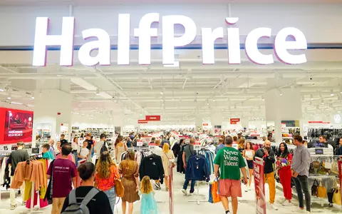 HalfPrice deschide primul magazin din  Bucureşti
