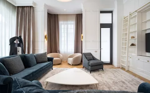 Se vinde unul dintre cele mai spectaculoase apartamente din București