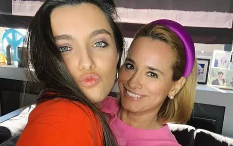 Alexia Eram și-a luat mașină de 60.000 de euro, din banii ei: "Părinții mei m-au educat foarte bine!". Cum a reacționat Andreea Esca