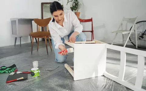 Îmbunătățește aspectul pieselor de mobilier prin retapițare