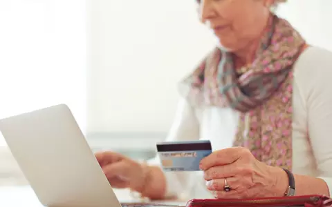 Cine poate obține un credit pentru pensionari și cum se aplică online. Iată care sunt avantajele