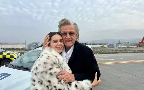 Georgiana Lobonț, întâlnire neașteptată cu Florin Piersic la aeroport: "Ne-am îmbrățișat, ne-am vorbit și i-am povestit...". Cum a trecut artista peste momentele dificile în carieră / EXCLUSIV