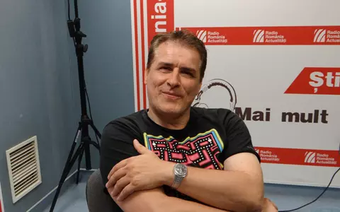 Artistul Florin Apostol a murit, la doar 58 de ani. Cântărețul își pierduse casa într-un incendiu și Adrian Daminescu l-a luat la el, acum patru ani