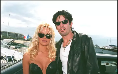 Tommy Lee, fostul soț al Pamelei Anderson, dat în judecată pentru agresiune sexuală. O femeie l-a acuzat că a pipăit-o și a sărutat-o cu forța, în elicopter