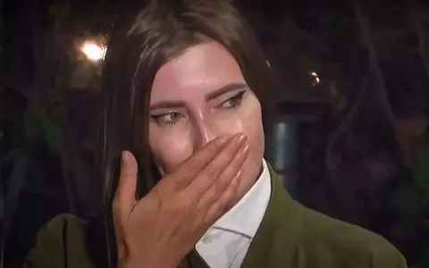 "Nu sunt un copil pe care ei l-au putut iubi. Nu am cea mai bună relație cu ei". Iulia Albu, dezvăluiri în lacrimi despre părinții ei, la America Express 2023