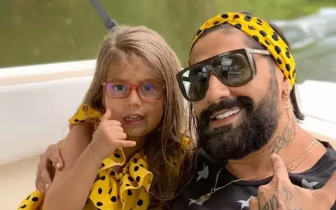 Mesajul lui Connect-R pentru fiica lui și a Mishei, care tocmai a împlinit 10 ani: "La mulți ani, iubirea mea. Te iubesc tati și mami"