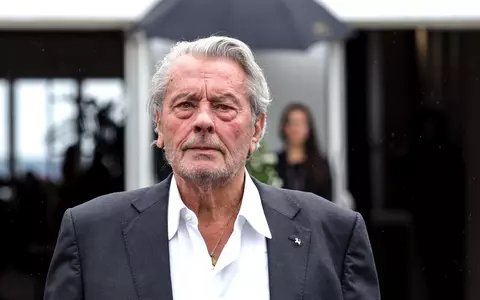 Detalii alarmante despre starea de sănătate a lui Alain Delon, la 88 de ani. Actorul spune că "vrea să moară şi că viaţa s-a terminat"