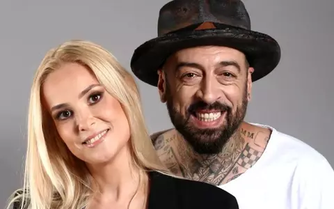 Cum a ajutat-o CRBL pe soția sa, Elena, să-și depășească limitele și fobiile la Power Couple: "Trebuie doar să o echilibrez, ea are o frică serioasă, nu e ceva pueril". Ei sunt prima echipă eliminată din concurs / EXCLUSIV