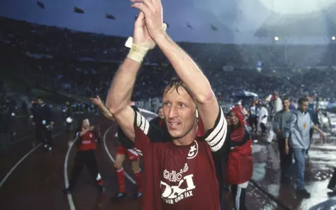 A murit Andreas Brehme, campion mondial cu Germania, în 1990. Fotbalistul s-a stins "brusc și neașteptat", la 63 de ani