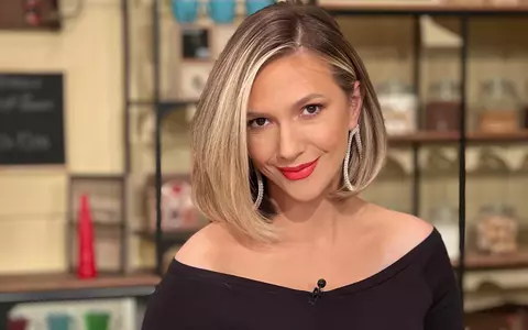 „Am avut anxietăți destul de urâte, nu puteam să dorm. Îmi era frică de întuneric, de mulțime, nu puteam să fac duș...”. Prin ce a trecut Adela Popescu când filma pentru telenovele