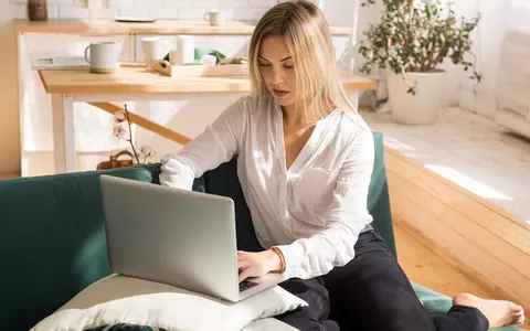 Transformă spațiul de lucru de acasă într-un birou eficient