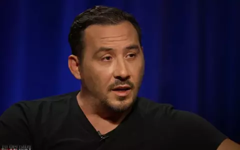 Drama prin care a trecut Ștefan Stan când a vrut să își împace părinții: ”M-a sunat la 1 noaptea să vin să o iau urgent. I-a dat un picior în piept și a proiectat-o pe hol...” / A avut un tată violent și o copilărie grea