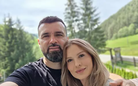 Vlad Miriță vinde produse de la ferma sa de lângă Târgoviște. Cât costă: „Carnea s-a mai scumpit, am fost nevoiți. Când ne rămâne un anumit surplus, donăm la un azil de bătrâni”