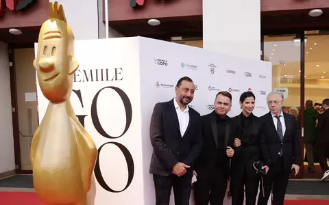 Codin Maticiuc, cu soția și tatăl său la Premiile Gopo 2024. Filmul Miami Bici 2 nu i-a adus doar ceartă în familie, ci și un trofeu: "Și o să fie un hit și al treilea!"