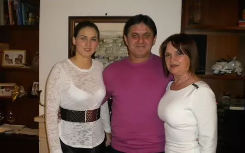 Cum i-a dezvăluit Marius Lăcătuș fiicei sale că este adoptată și cum a reacționat ea: "Pentru noi, Alexandra este copilul nostru și atât"