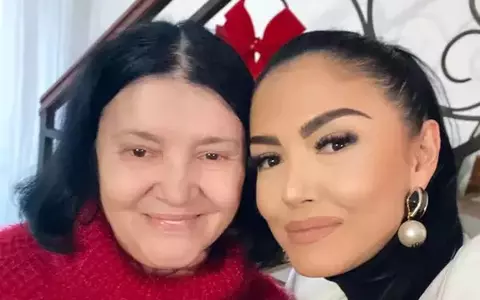 Andreea Mantea este alergată cu nuiaua de mama ei și acum, la 37 de ani: "Nu o reține absolut nimic. Era să-mi iau o palmă recent". Ce spune despre tatăl ei