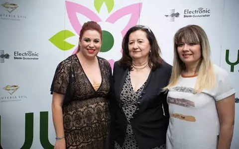 Oana Roman a răbufnit după ce sora ei, Catinca, a criticat modul în care s-a ocupat de înmormântarea mamei lor: "Tu nu faci nimic, nu plătești nimic și totuși ești nemulțumit"