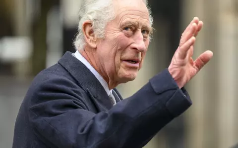 Regele Charles, prima apariție publică după ce a fost diagnosticat cu cancer. A fost văzut la un centru de tratament din Londra și revine la îndatoririle publice