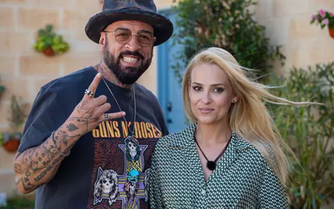 Unde s-a mutat CRBL după ce a divorțat de soția lui, Elena: "Un pic de pauză". Paparazzii l-au fotografiat în altă parte a orașului