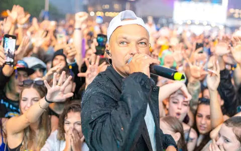 Puya și-a făcut mare gospodărie la țară, are solar, iar acum își amenajează o livadă. Artistul are mai multe proprietăți: „Astea nu le găsești prin supermarket, acolo sunt interzise astea românești"