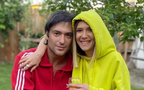 Cum reușește Radu Vâlcan să se mențină în formă la 47 de ani. Adela Popescu, soția lui, i-a dezvăluit secretul: „Este foarte atent. Se ține țiplă, dar are mare grijă. În fiecare zi a vieții lui...„