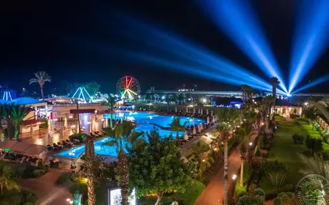 De ce este atât de îndrăgit de către turiști Hotel Turan Prince din Turcia?