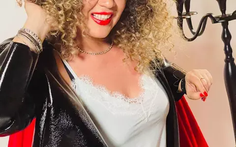 Ce spune Minodora despre retragerea din muzică, la 46 de ani: "Nu vreau să stau să intru la 80 de ani pe scenă. Se duce fața de tot, clar că se duce și glasul și trebuie să te retragi în glorie"