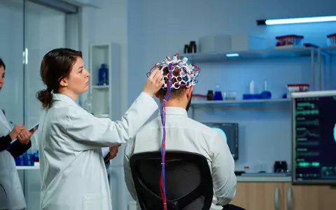 Cum să îți optimizezi performanțele cognitive prin brain mapping și bm-bci