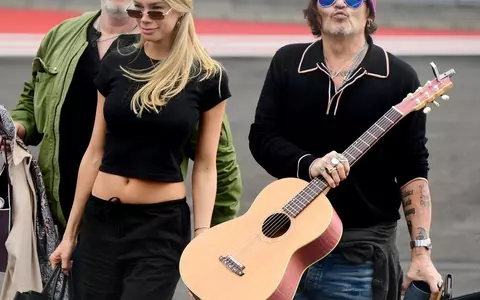 Johnny Depp s-a cuplat cu o rusoaică mai tânără cu 33 de ani, după divorțul traumatizant. Cine este și cum arată Yulia Vlasova, noua iubită a actorului în vârstă de 28 de ani