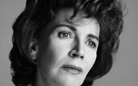 A murit scriitoarea Edna O'Brien: "Una dintre cele mai mari ale epocii, a revoluţionat literatura". Avea 93 de ani 