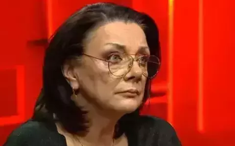 Carmen Tănase, reacție dură către Robert Braia de la Insula iubirii, după ce a aruncat pisicile iubitei de la balcon: „Dacă fac așa cu un animal, pot face și cu un om același lucru. Aceste cruzimi îngrozitoare...” / EXCLUSIV